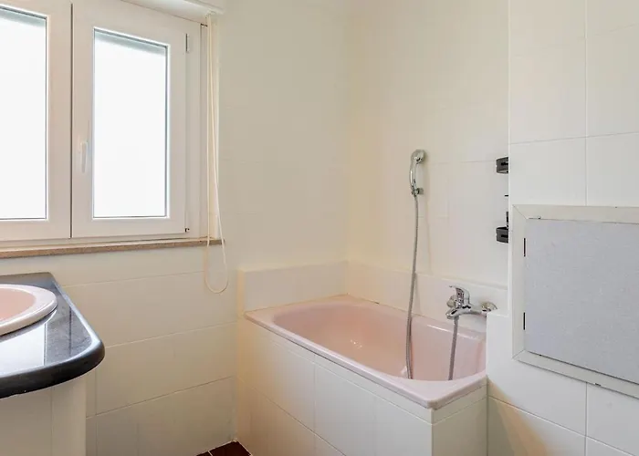 Апартаменты Sunny Relais By The Sea With Park Линьяно-Саббьядоро