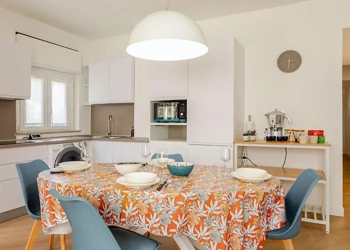 Sunny Relais By The Sea With Park Апартаменты Линьяно-Саббьядоро