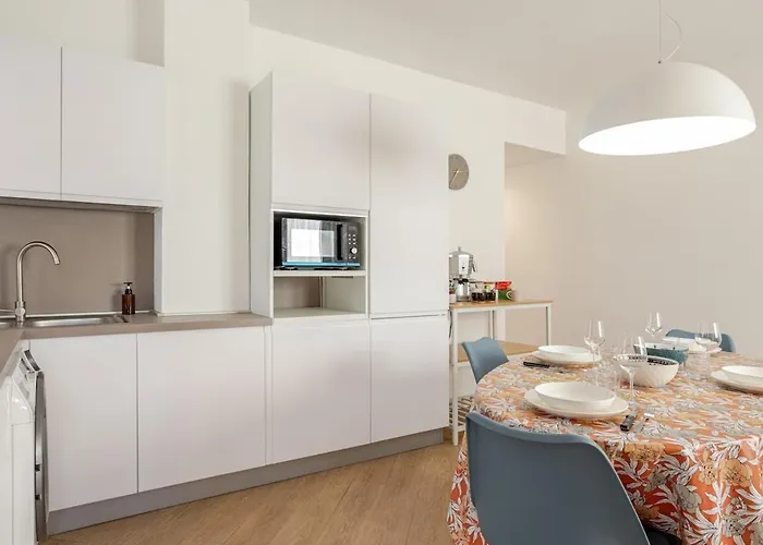 Sunny Relais By The Sea With Park *