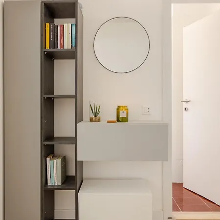 Sunny Relais By The Sea With Park Apartment